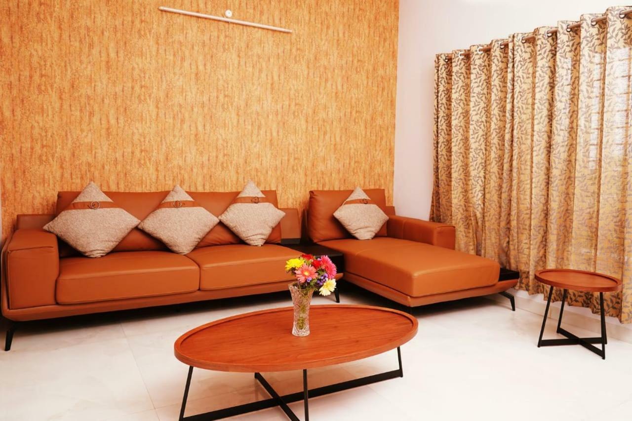 Unnathi Suites Maisur Dış mekan fotoğraf
